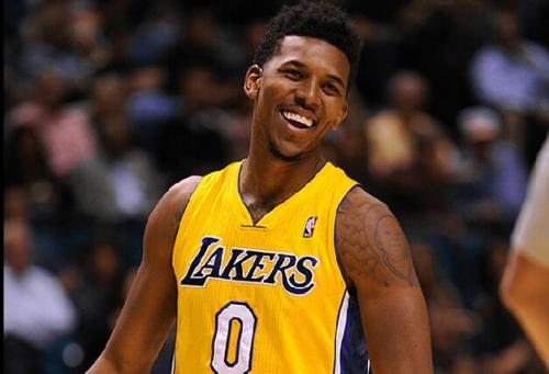 豪门杀手！桑德兰本赛季面对英超Big6仅负于曼联（豪门克星！桑德兰本季对英超六强仅负曼联）