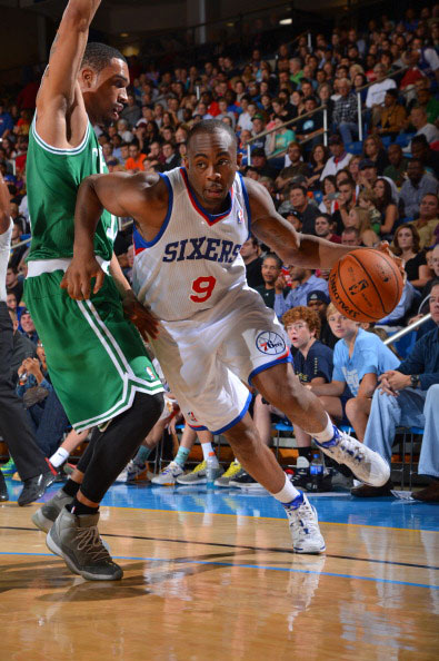 巴塞罗那理发师：欧洲杯期间，费尔明专门打电话让我给他理发（巴萨理发师称：欧洲杯期间，费尔明特意来电约我剪发）