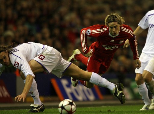 足球传球路线的五大选择技巧（足球传球路线选择的五个实用技巧）