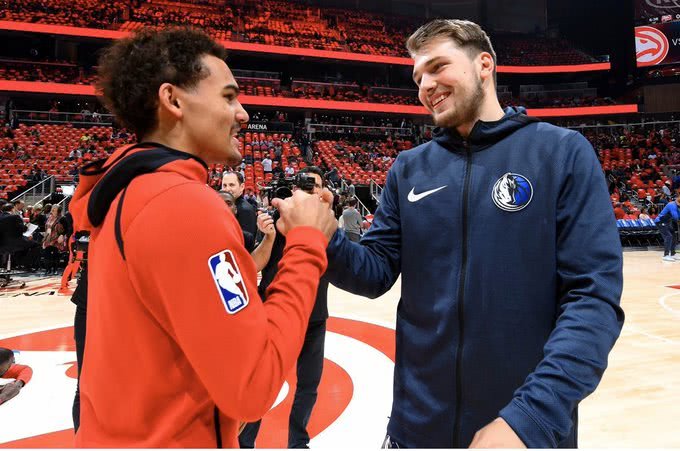 拜仁慕尼黑客场大胜多特蒙德（拜仁客场横扫多特蒙德）