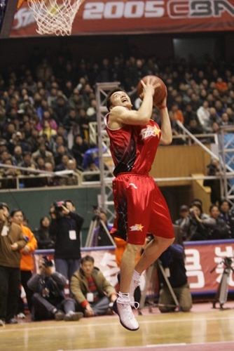 葡媒：本菲卡在考虑冬窗引进格雷罗，穆里尼奥很看好他（葡媒称本菲卡计划冬窗签下格雷罗，穆里尼奥高度看好）