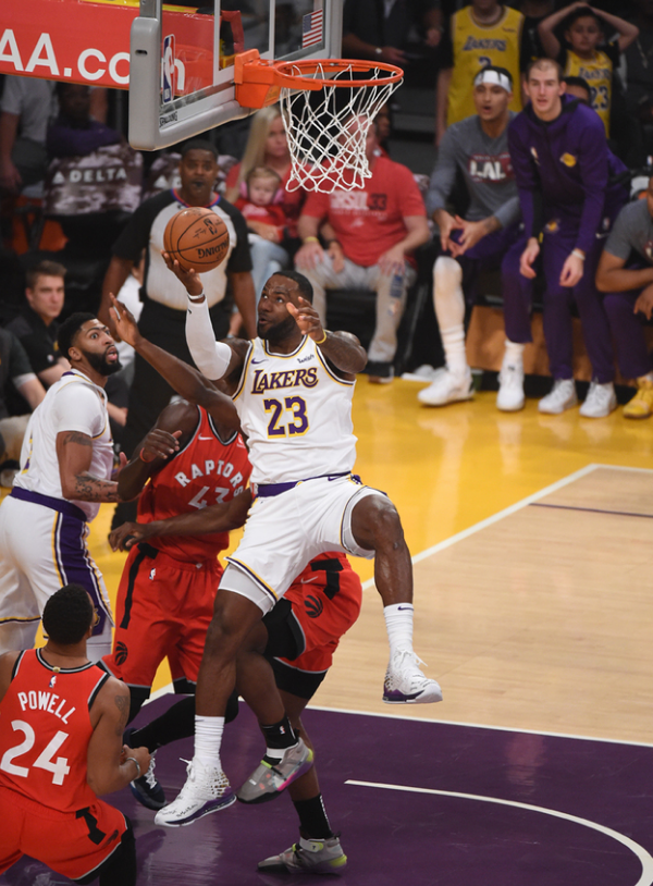 支持阿森纳还是拜仁？波多尔斯基：我会为两支球队加油（阿森纳还是拜仁？波多尔斯基：我为双方加油）