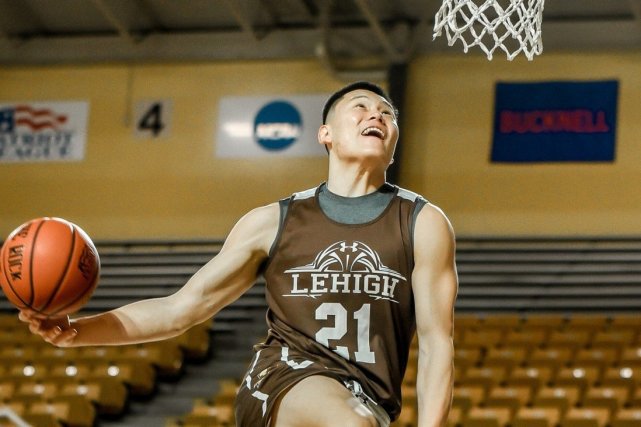 神剧本！狼队加时9-0被掘金反轰11-2 华子约基奇炸裂表演（神反转！狼队加时9-0却遭掘金11-2回击，华子与约基奇上演炸裂对飙）