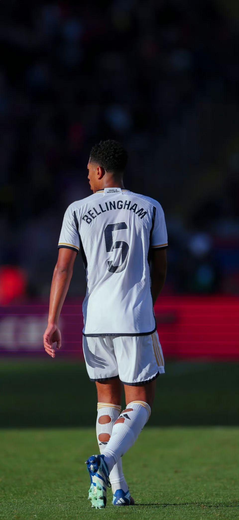 1-3！1-1！英超冷门夜：2大豪门不胜 阿森纳渔翁得利 争冠仅剩1对手（1-3、1-1！英超爆冷夜：两大豪门未胜，阿森纳坐收渔利，争冠仅剩一对手）