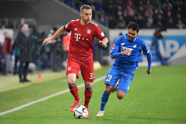 进球+造乌龙，麦克托米奈当选那不勒斯2-0卡拉巴赫全场最佳（麦克托米奈一球一造乌龙，那不勒斯2-0卡拉巴赫之战当选全场最佳）