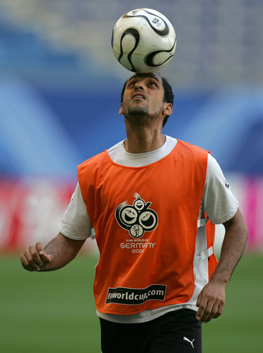 篮球NBA官方公布最新球队攻防效率榜（NBA官方发布最新球队攻防效率榜单）