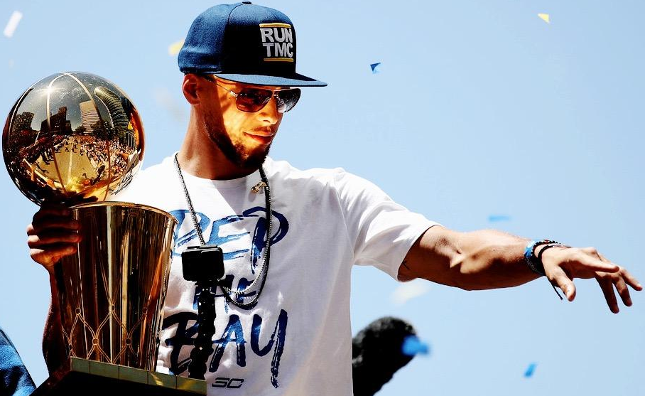 男双首登场，中国队连胜韩国、法国 ｜ 混团世界杯（混团世界杯：男双迎首秀，中国队连克韩国与法国）